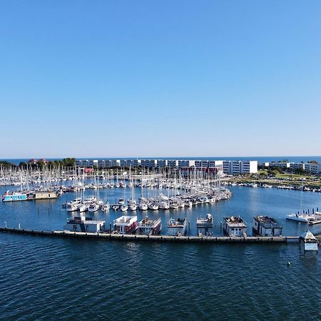 Hausboot Fehmarn 호텔 외부 사진