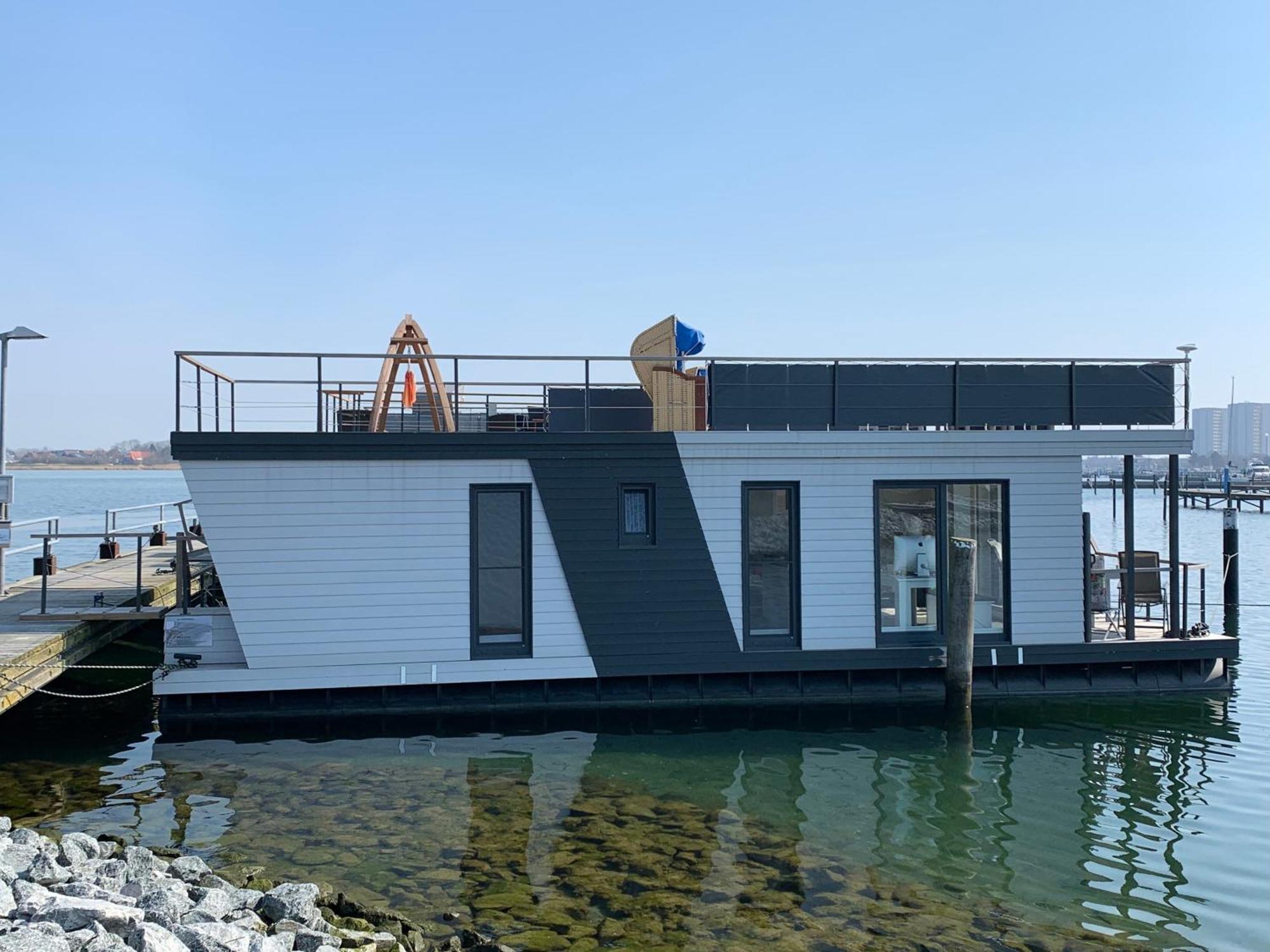 Hausboot Fehmarn 호텔 외부 사진